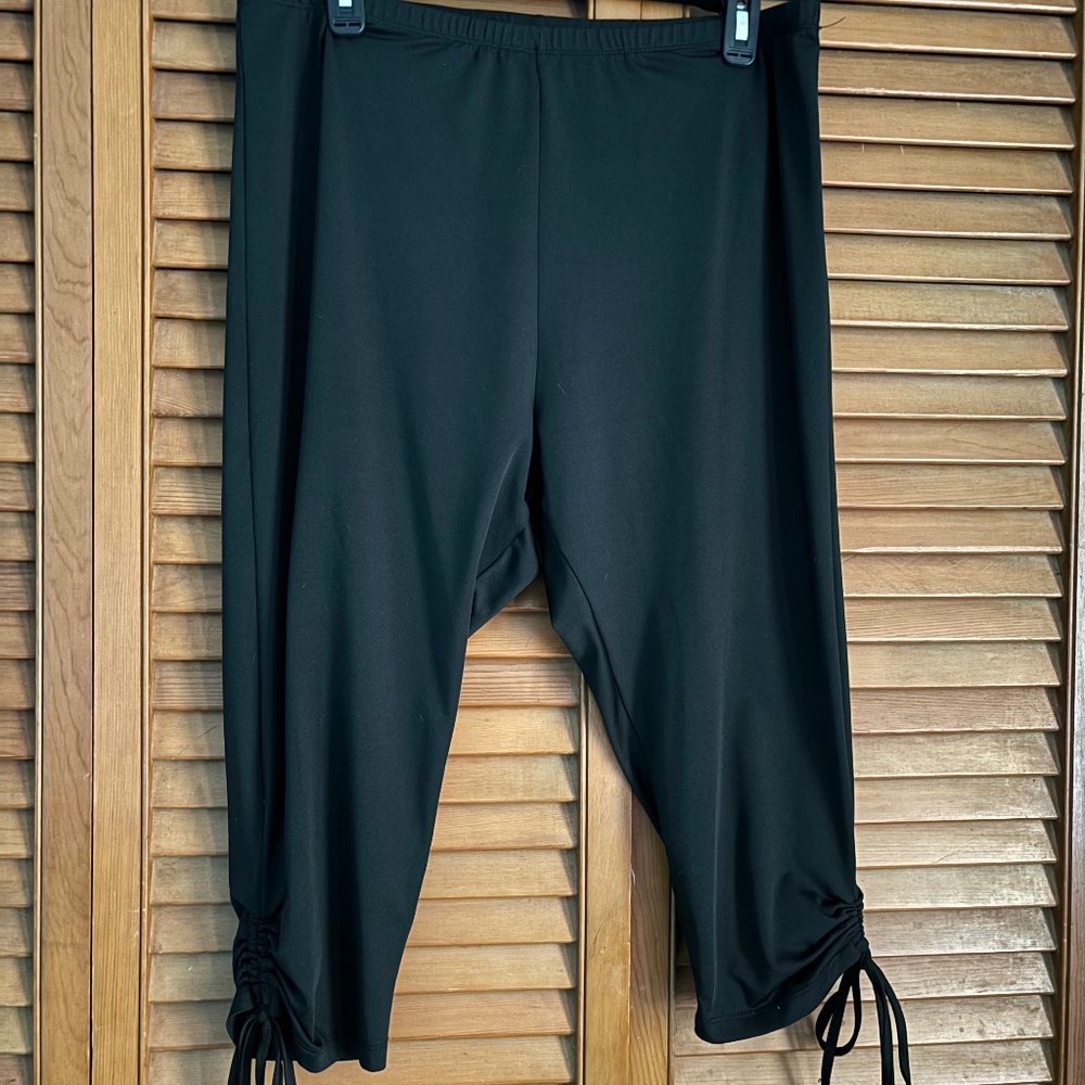Women’s capris size xl